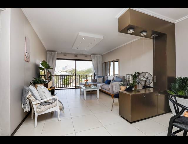 2 BEDROOM APARTMENT FOR SALE IN UMHLANGA CENTRAL